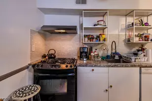 263 Ripley Pl, Elizabeth, NJ 07206 - Photo 5
