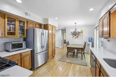 9 Burlington Rd, Livingston, NJ 07039 - Photo 11