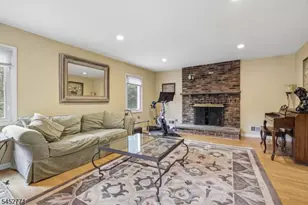 9 Burlington Rd, Livingston, NJ 07039 - Photo 15