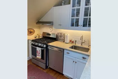 247 Valley Rd, Montclair, NJ 07042 - Photo 5