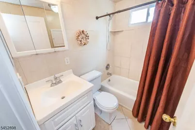 9 Clairmont Rd, Clifton, NJ 07012 - Photo 17