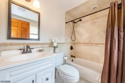 9 Clairmont Rd, Clifton, NJ 07012 - Photo 9