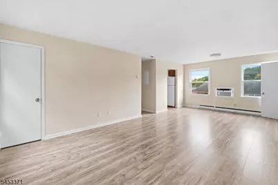 64 Mill St #1, Newton, NJ 07860 - Photo 3