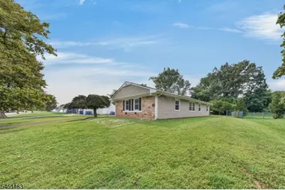 32 Lebed Dr, Franklin Township, NJ 08873 - Photo 21