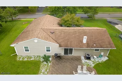 32 Lebed Dr, Franklin Township, NJ 08873 - Photo 5