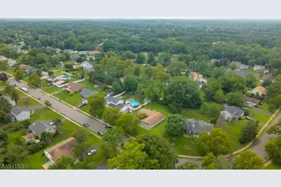 32 Lebed Dr, Franklin Township, NJ 08873 - Photo 27