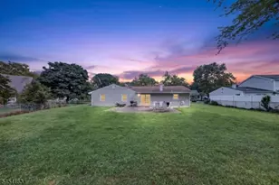32 Lebed Dr, Franklin Township, NJ 08873 - Photo 3