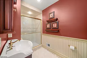 159 Hillside Ave, Nutley, NJ 07110 - Photo 21