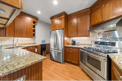 159 Hillside Ave, Nutley, NJ 07110 - Photo 13