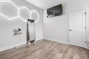 531 Bloomfield Ave, Newark, NJ 07107 - Photo 9