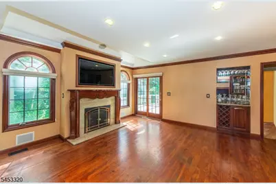 12 Colonial Dr, Morris Township, NJ 07960 - Photo 3