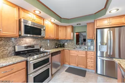 6A Dorado Dr, Morristown, NJ 07960 - Photo 5
