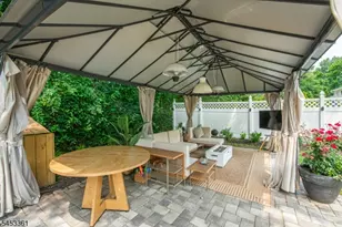24 Martha Rd, Roseland, NJ 07068 - Photo 39