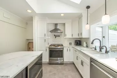 24 Martha Rd, Roseland, NJ 07068 - Photo 21