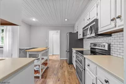 59 Possaghi Rd, Hampton Township, NJ 07860 - Photo 11
