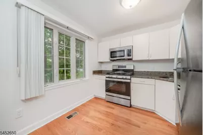 15 Starling Way, Berkeley Heights Township, NJ 07922 - Photo 9