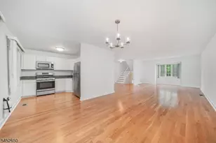 15 Starling Way, Berkeley Heights Township, NJ 07922 - Photo 3