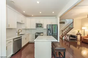 15 Julia Pl, Mount Olive, NJ 07828 - Photo 7