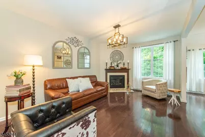 15 Julia Pl, Mount Olive, NJ 07828 - Photo 11