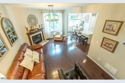 15 Julia Pl, Mount Olive, NJ 07828 - Photo 5