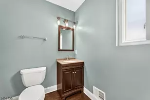 135 Hollow Oak Ct, Hillsborough Township, NJ 08844 - Photo 15