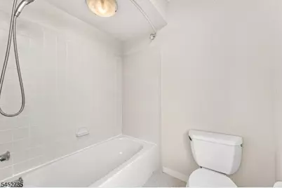 135 Hollow Oak Ct, Hillsborough Township, NJ 08844 - Photo 19