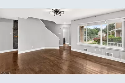 135 Hollow Oak Ct, Hillsborough Township, NJ 08844 - Photo 7