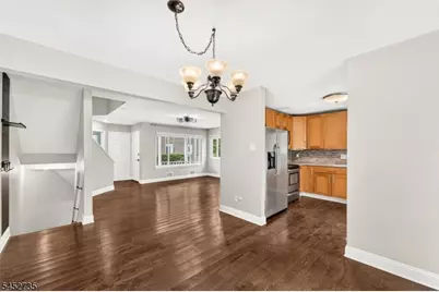 135 Hollow Oak Ct, Hillsborough Township, NJ 08844 - Photo 9