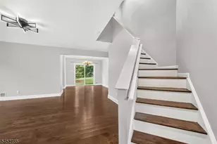135 Hollow Oak Ct, Hillsborough Township, NJ 08844 - Photo 5