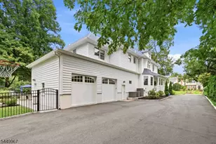 189 Highfield Ln, Nutley, NJ 07110 - Photo 41
