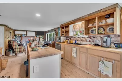 20 Plaza Dr, Hampton Township, NJ 07860 - Photo 21