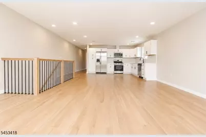 29 Frederick St 2nd Floor #2, Belleville, NJ 07109 - Photo 5