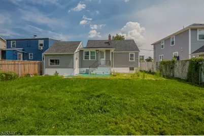 211 Bradford Ave, Linden, NJ 07036 - Photo 15