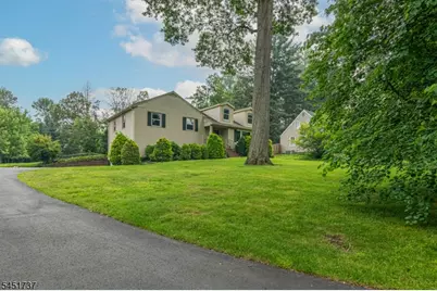 17 Turtle Rd, Morris Township, NJ 07960 - Photo 3