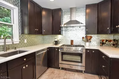 454 Skyline Lake Dr, Ringwood, NJ 07456 - Photo 9