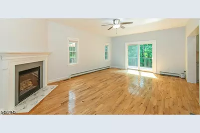 298 Emerson Ln, Berkeley Heights Township, NJ 07922 - Photo 5