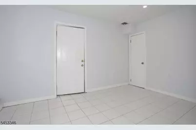 96 Wilson Ave, Wayne, NJ 07470 - Photo 15