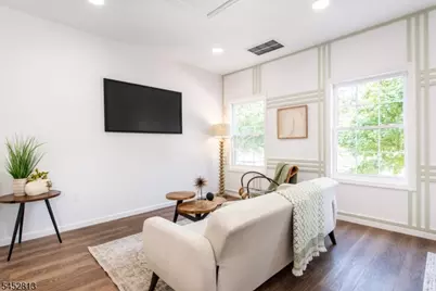 1150 Grove St, Irvington, NJ 07111 - Photo 5