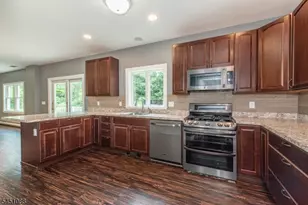 157 Halsey Rd, Hampton Township, NJ 07860 - Photo 9