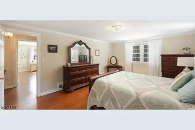100 Mali Dr, North Plainfield, NJ 07062 - Photo 19