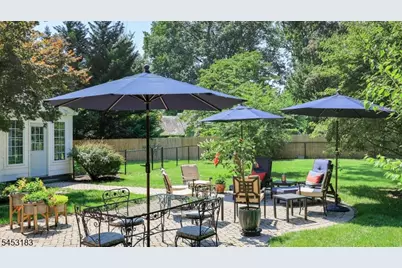 100 Mali Dr, North Plainfield, NJ 07062 - Photo 17
