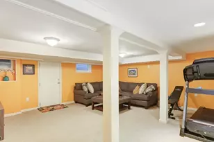 100 Mali Dr, North Plainfield, NJ 07062 - Photo 27
