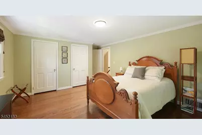 100 Mali Dr, North Plainfield, NJ 07062 - Photo 23