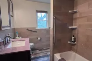 263 Colonial Pl, Plainfield, NJ 07062 - Photo 9
