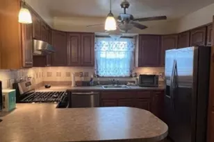 263 Colonial Pl, Plainfield, NJ 07062 - Photo 3