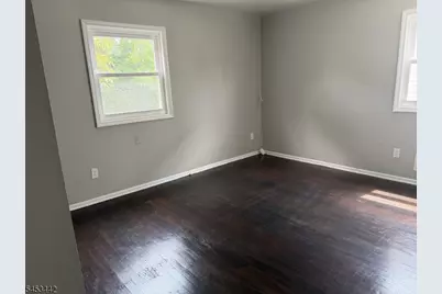 1110 Bower St, Linden, NJ 07036 - Photo 5