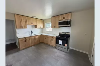 1110 Bower St, Linden, NJ 07036 - Photo 11