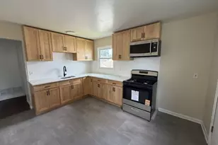 1110 Bower St, Linden, NJ 07036 - Photo 11