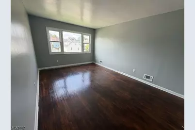 1110 Bower St, Linden, NJ 07036 - Photo 9