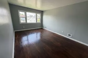 1110 Bower St, Linden, NJ 07036 - Photo 9